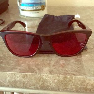 Men's Oakley frogskins
